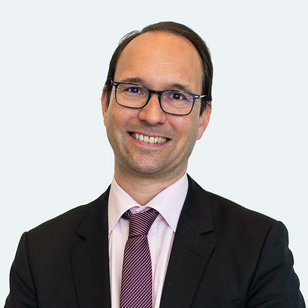 Prof. Dr. Jan Luckey LL.M., LL.M. - Bielefelder Fachlehrgänge